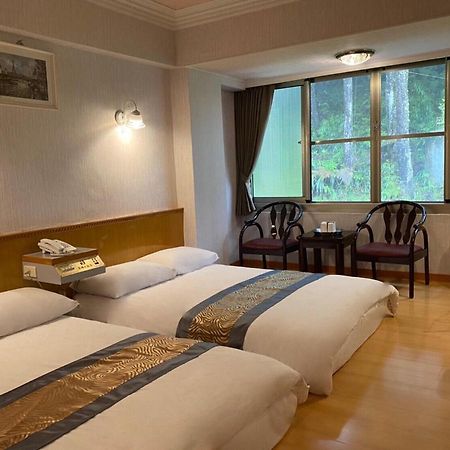 Kao Feng Hotel Zhongzheng  Eksteriør billede